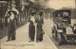 CPA Mode La mode nouvelle Les jupes pantalons Au bois Le matin