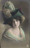 CPA Mode Femme Chapeau