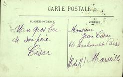 CPA Bateau Toulon Sous marin effectuant une plongee