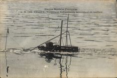 CPA Bateau Truite Torpilleur submersible remontant en surface