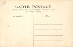 VINTAGE POSTCARD Boat Pallice outgoing Submarine of the port