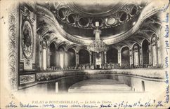 VINTAGE POSTCARD Palate of Fontainebleau the room of the Theater