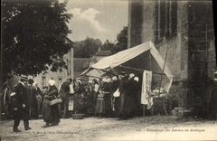 VINTAGE POSTCARD Secondhand dealing of the hair in Auvergne Folklore Hairdresser TOP