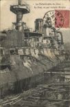 VINTAGE POSTCARD Warship the catastrophe of Iena Iena seen by late starboard