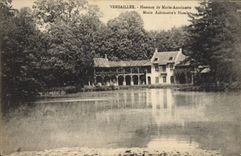 VINTAGE POSTCARD Versailles Hamlet of Marie Antoinette