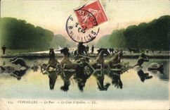 VINTAGE POSTCARD Palate Of Versailles the Park Tank of Apolion