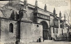 CPA Tarascon Facade de l'eglise Ste Marthe 