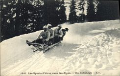 CPA Sports d'hiver Ski En Bobsleigh