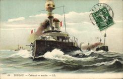 CPA Bateau Guerre Toulon Cuirasses en marche