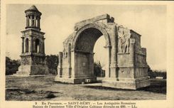 CPA Saint Remy De Provence Les Antiques romaines Ruines de l'ancienne ville d'origine celtique