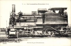VINTAGE POSTCARD Train Engine Documentary Machine of station