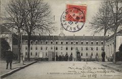 CPA Militaria Mayenne la caserne Mayran 