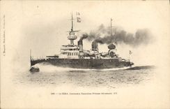 CPA Bateau Le Iena Cuirasse a tourelles 