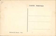 CPA Folklore Normandie une jolie laitiere Ane Mule 