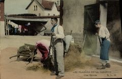 CPA Militaria Caserne Une corvee
