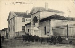 La POSTAL Militaria de la VENDIMIA acuartela Castres el districto de Villegoudou 116eme de la artillería pesada