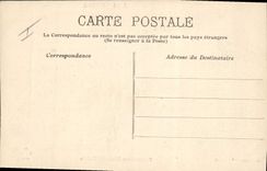 CPA Militaria Caserne Prisonniers faisant la pelote 