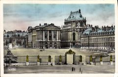 VINTAGE POSTCARD Versailles Entered of the Castle