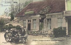 CPA Chien Chiens Anvers le retour de la maison devastee Militaria
