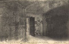CPA Prison Chateau de Blois Cachot ou fut assassine le cardinal de Lorraine 