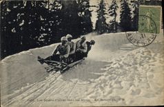 VINTAGE POSTCARD Winter sports Ski the Alps In Bobsleigh