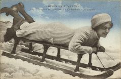 VINTAGE POSTCARD Winter sports Ski Woman the sports with the Mount Gilds and Bourboule a Luge tobogganist