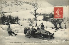 VINTAGE POSTCARD Winter sports Ski Monestier de Clermont In Bobsleigh