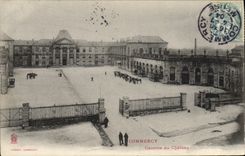 La POSTAL Militaria de la VENDIMIA acuartela los cuarteles de Commercy del castillo