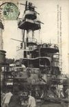 CPA Bateau de guerre Iena Cuirasse d'escadre apres l'explosion Mat et passerelle avant Cote tribord 