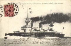 CPA Bateau de guerre Iena Cuirasse d'escadre