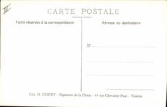 CPA Bateau de guerre Torpilleurs en exercice par gros temps 