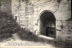 La prisión de París de la POSTAL de la VENDIMIA entró de la prisión del castillo