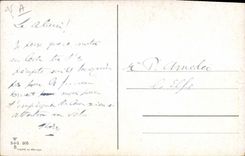 Mujer del humor de la POSTAL de la VENDIMIA con el baño