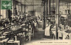 CPA Chocolat Louit Vue d'un atelier du pliage 