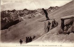 CPA Sports d'hiver Ski Luchon Superbagneres Un saut impressionnant