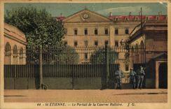La POSTAL Militaria de la VENDIMIA acuartela St. Etienne que la puerta del Rulliere acuartela