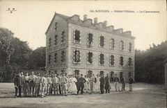 La POSTAL Militaria de la VENDIMIA acuartela el descuartizamiento del hospital militar de Bourges