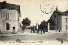 CPA Militaria Caserne Bourges Le quartier Auger 1er d'artillerie