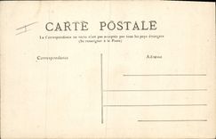 Cuarteles de Militaria de la POSTAL de la VENDIMIA en parada delante de la cantina