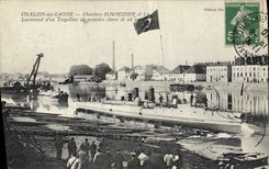 VINTAGE POSTCARD Warship Trawl-net on the Saone Schneider Building sites & Co Launching of a destroyer of first class
