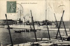 VINTAGE POSTCARD Warship Flotilla of destroyers