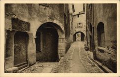 VINTAGE POSTCARD Saint Paul an ancient door