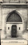 CPA Prison Paris La Conciergerie Guichet de la prison ayant acces sur la salle des gardes