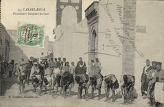 CPA Prison Maroc Casablanca Prisonniers balayant les rues 