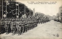 CPA Militaria Paris Les fetes de la Victoire 14 juillet 1919 L'armee americaine Avenue des Champs Elysees