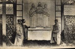 CPA Militaria Cantine des deux drapeaux pour les permissionnaires Croix Rouge americaine Promenoir L'accueil