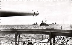 CPA Bateau Guerre Marine francaise en patrouille