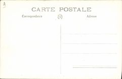 VINTAGE POSTCARD Bateau War Shooting has edge of an armor