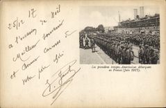 CPA Militaria Les premieres troupes americaines debarquees en France Juin 1917