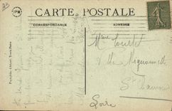 VINTAGE POSTCARD Militaria Revue of July 4th, 1918 the American nurses ravel in front of the statue of Washington